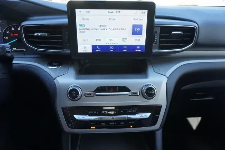 $28488 : Ford Explorer 2022 XLT 4dr S image 8