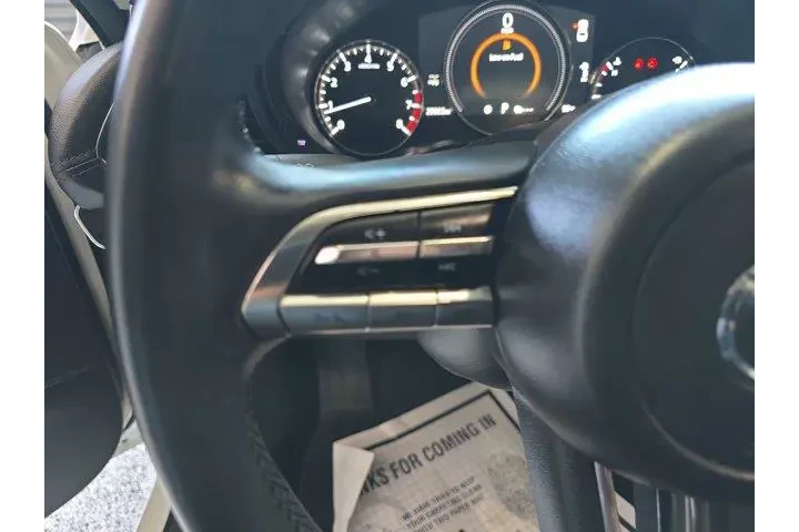 $19999 : Mazda Mazda3 Sedan 2023 2.5 image 8