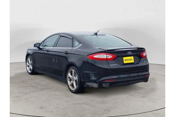 $9261 : Ford Fusion 2016 SE 4dr Seda image 3