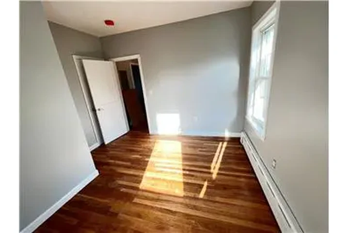 $3600 : Rental property with 3 bedro image 10