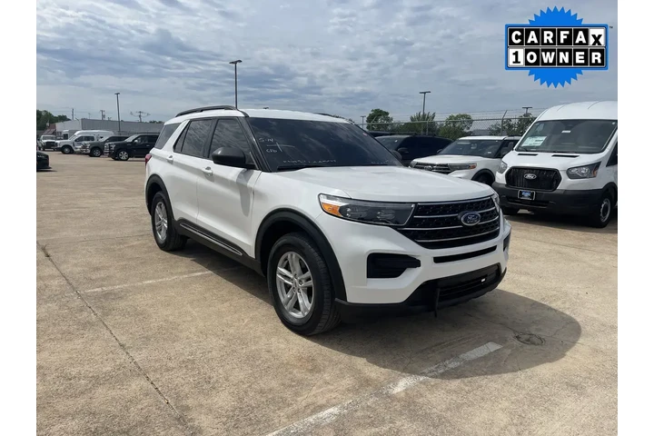 $30359 : Ford Explorer 2023 AWD XLT 4 image 3