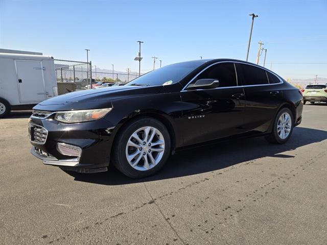 $15901 : Pre-Owned 2017 MALIBU LT image 2