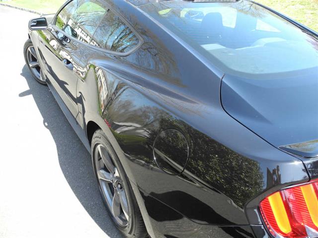 $8900 : 2015 Ford Mustang V6 Coupe image 4