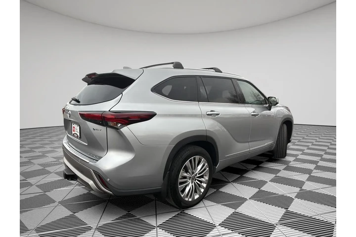 $55000 : Gold Certified2025 Highlander image 8