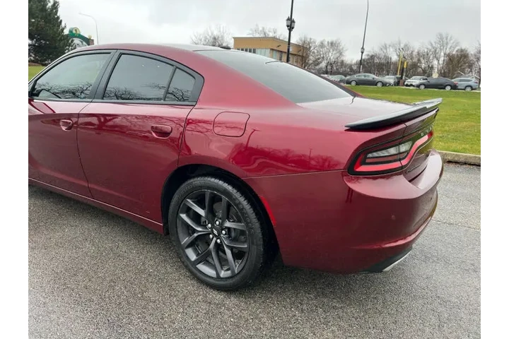 $14997 : 2019 Charger SXT image 10
