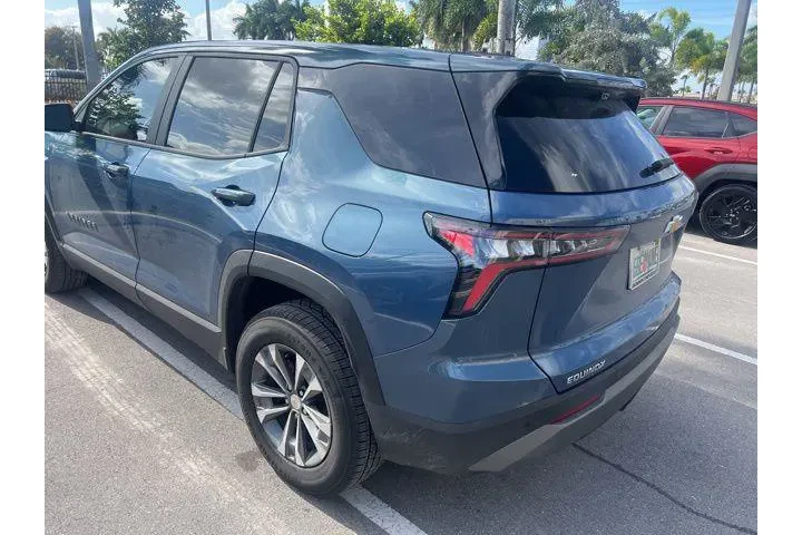 $24000 : Chevrolet Equinox 2025 LT 4d image 4