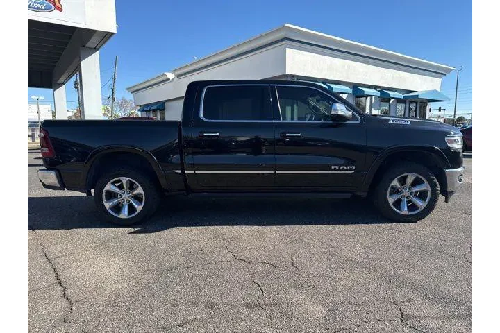 $26499 : Ram 1500 2019 4x4 Limited 4d image 4