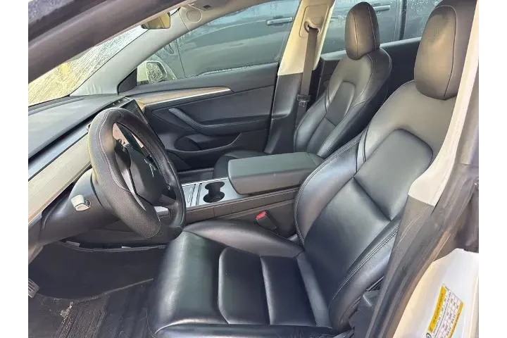 $16932 : Tesla Model 3 2021 AWD Long image 5