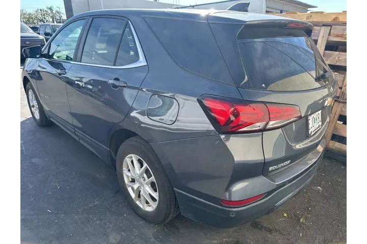 $23535 : Chevrolet Equinox 2023 LT 4d image 2