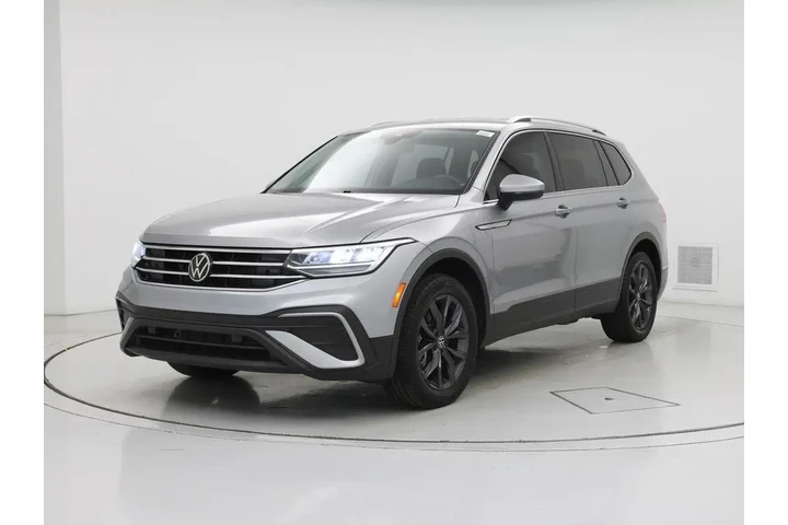 $19998 : Volkswagen Tiguan 2022 SE 4d image 4