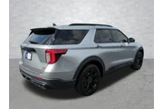 $31577 : Ford Explorer 2021 AWD ST 4d thumbnail
