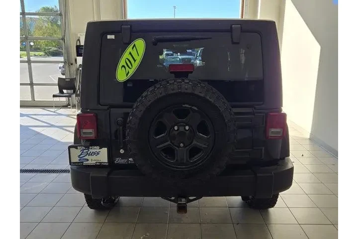 Jeep Wrangler Unlimited 2017 image 10