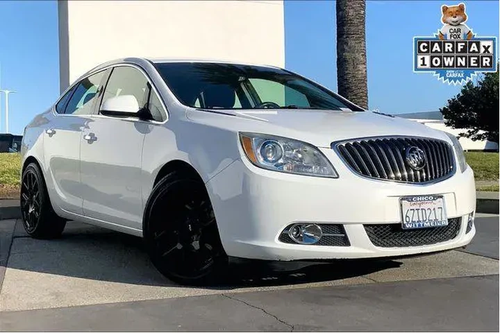 $8995 : Buick Verano 2012 Leather Gr image 2