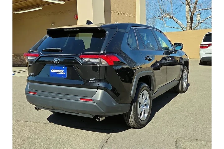 $26998 : Toyota RAV4 2024 AWD LE 4dr image 5