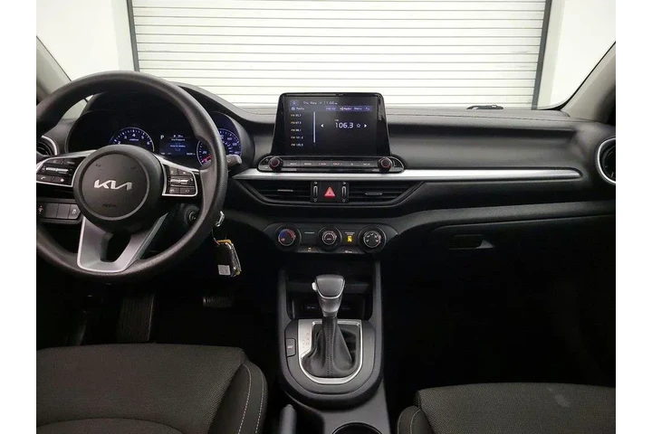 $14998 : Kia Forte 2022 LXS 4dr Sedan image 9