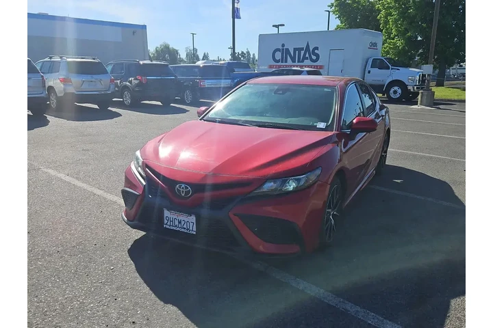 $22000 : Toyota Camry 2021 SE 4dr Sed image 1