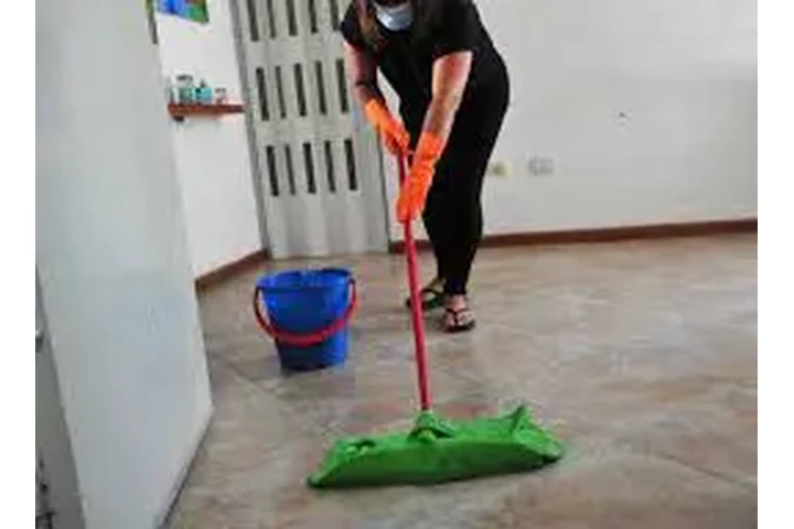 Se necesitan LIMPIADORES image 1