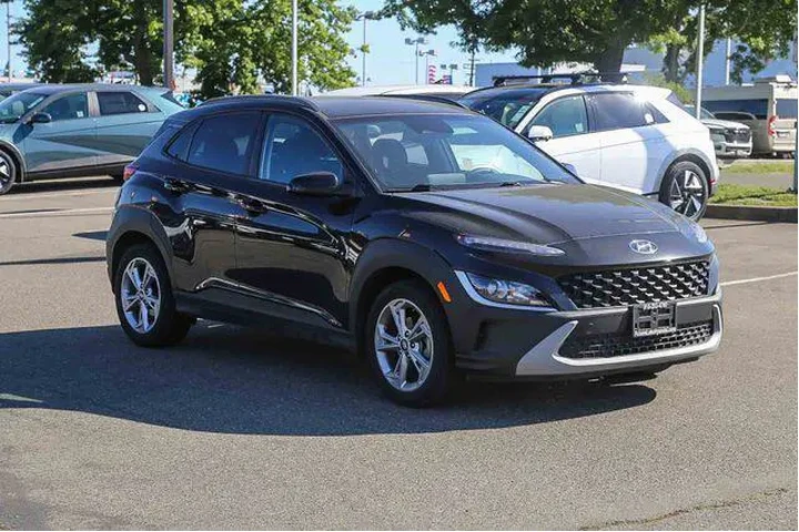 $20991 : Hyundai KONA 2023 SEL 4dr Cr image 6