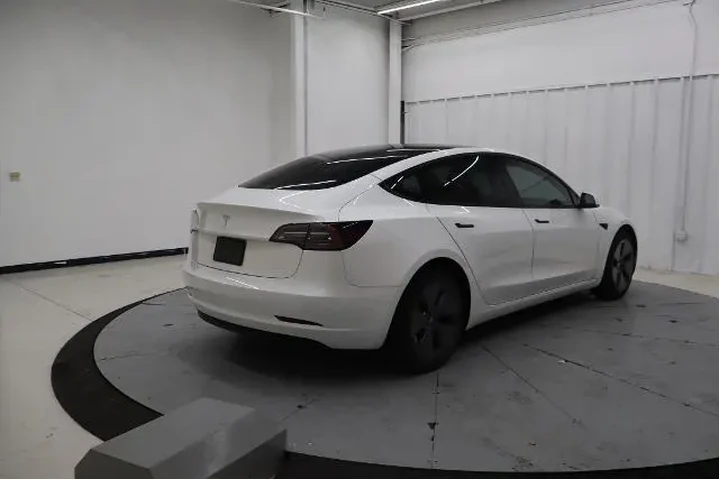 $24917 : Tesla Model 3 2023 4dr Sedan image 4
