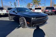 $35998 : 2016 Challenger SRT Hellcat thumbnail