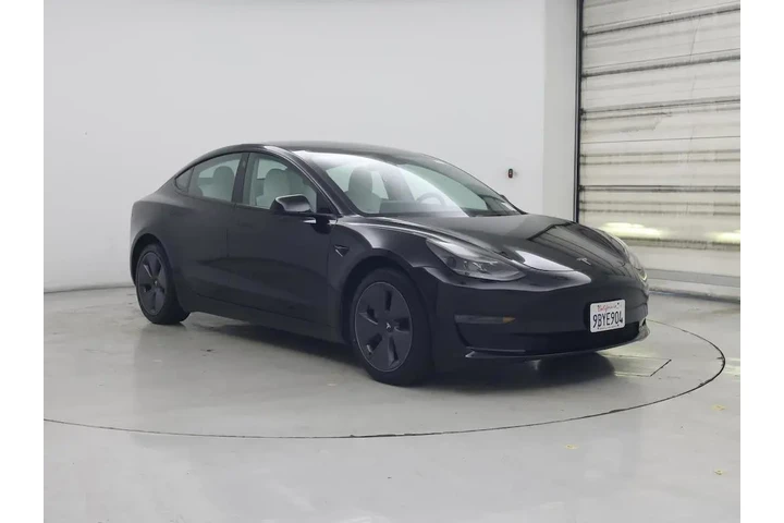 $29998 : Tesla Model 3 2022 AWD Long image 1