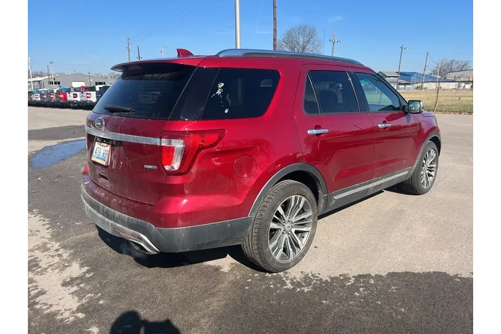 $14884 : Ford Explorer 2017 AWD Plati image 8