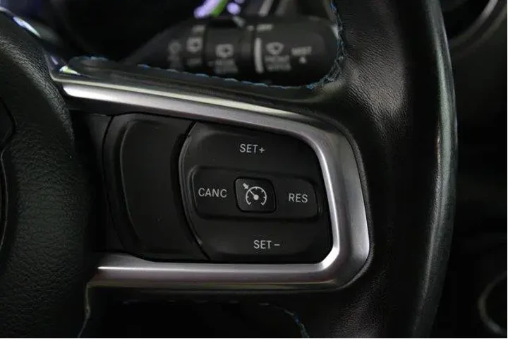 $37945 : Jeep Wrangler 2023 4x4 Rubic image 8