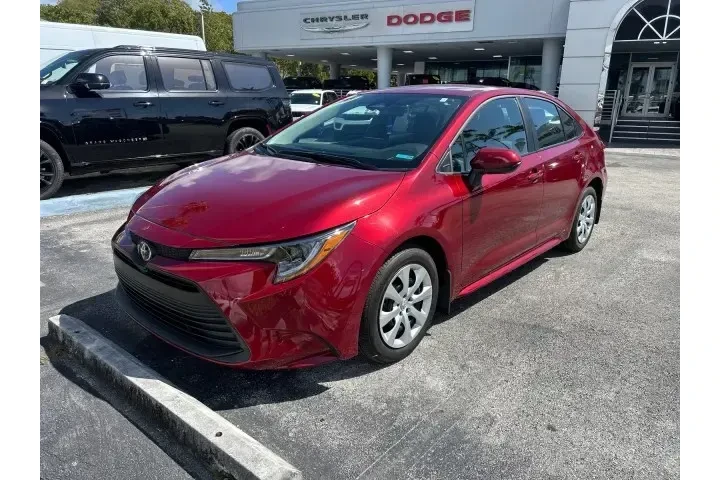 $20900 : Toyota Corolla 2025 LE 4dr S image 1