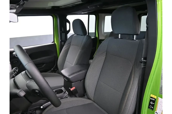 $37000 : Jeep Wrangler 2025 4x4 Sport image 10