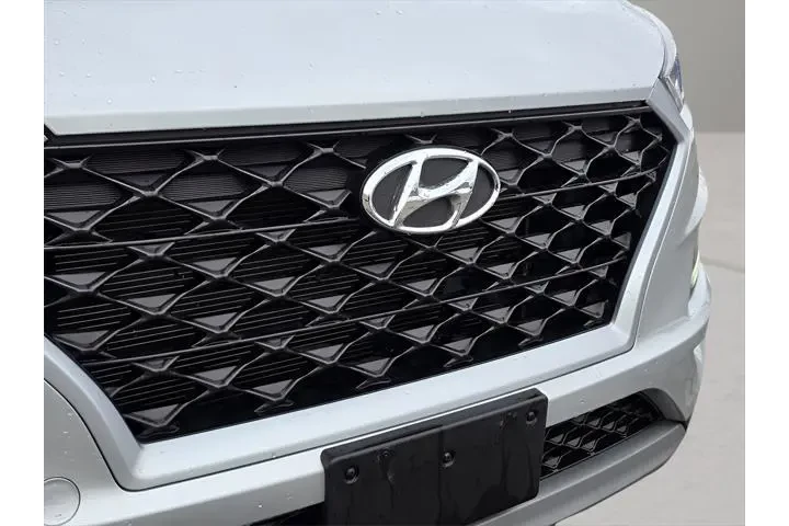 $16766 : Hyundai TUCSON 2019 Sport 4d image 9