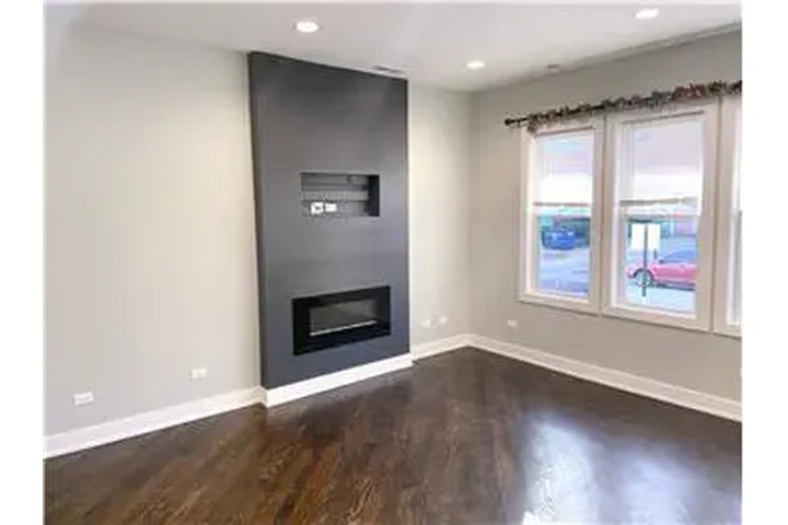 $3750 : Rental property with 3 bedro image 5