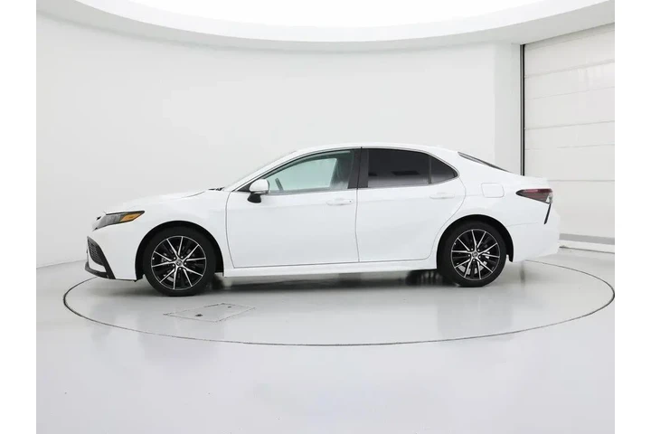 $25998 : Toyota Camry 2024 SE 4dr Sed image 3