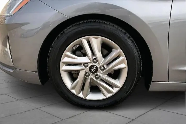 $13308 : Hyundai ELANTRA 2019 SE 4dr image 10