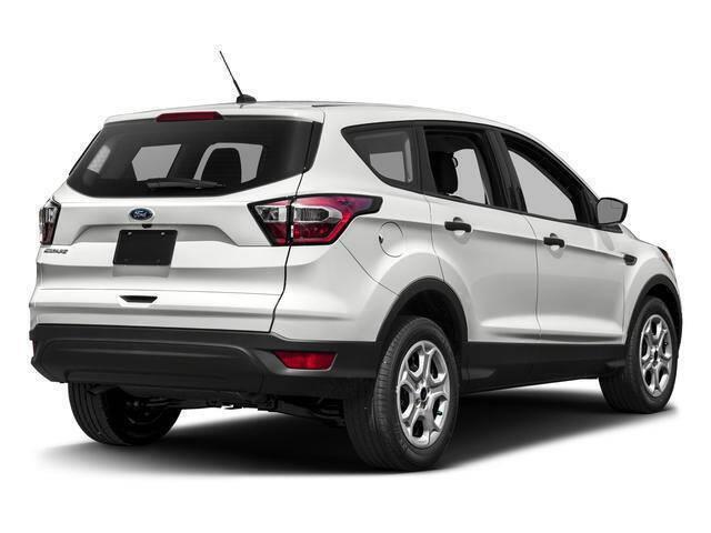 2017 Escape SE image 3