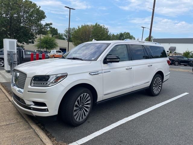 $41995 : PRE-OWNED 2019 LINCOLN NAVIGA image 4