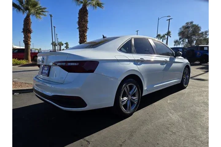 $17994 : Volkswagen Jetta 2023 SE 4dr image 6