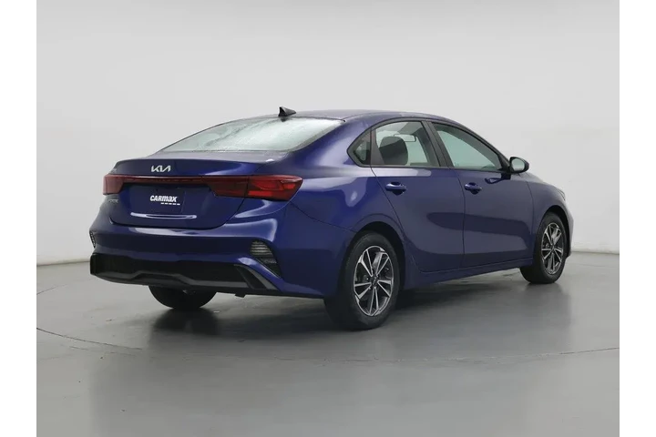 $19998 : Kia Forte 2023 LXS 4dr Sedan image 8