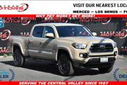 Tacoma SR5 Pickup 4D 6 ft en Merced