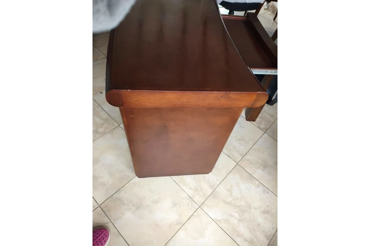 $200000 : escritorio usado en cedro image 4