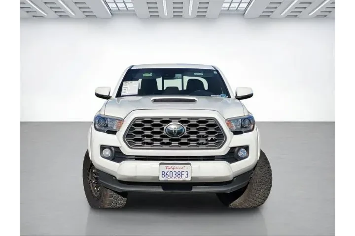 $37305 : Toyota Tacoma 2021 4x4 TRD S image 2
