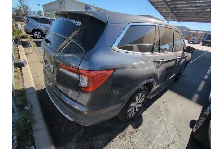 $26995 : Honda Pilot 2021 EX 4dr SUV image 3