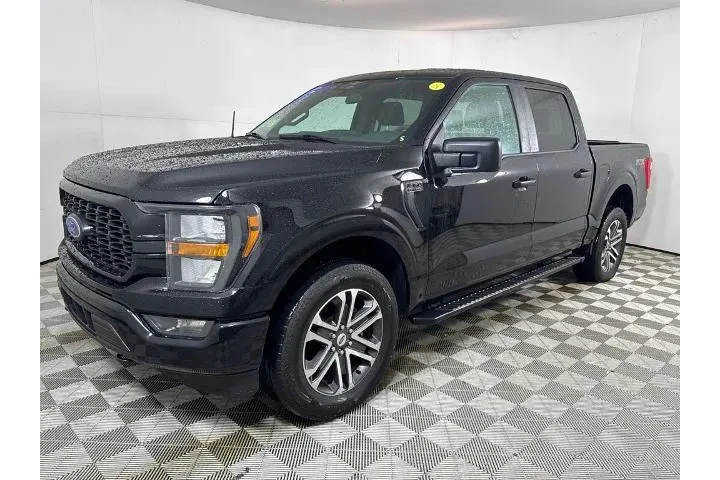 $36000 : Ford F-150 2023 4x4 XL 4dr S image 10