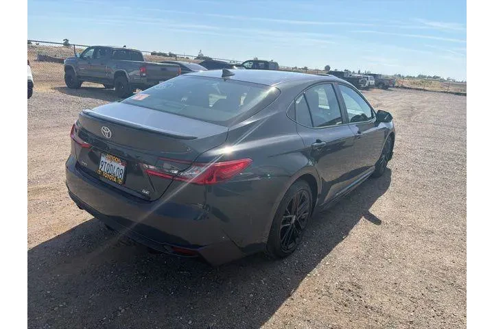 $33500 : Toyota Camry 2025 SE 4dr Sed image 4