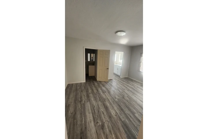 $2500 : Apartment for rent image 6