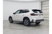 $33998 : BMW X1 2023 AWD xDrive28i 4d thumbnail