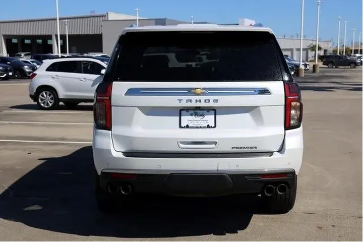 $39988 : Chevrolet Tahoe 2022 4x2 Pre image 7