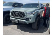 $38498 : Toyota Tacoma 2022 4x4 TRD O thumbnail