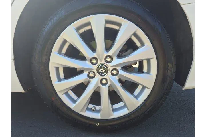 $15995 : Toyota Camry 2018 LE 4dr Sed image 6