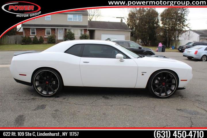 $24888 : Used 2015 Challenger 2dr Cpe image 6