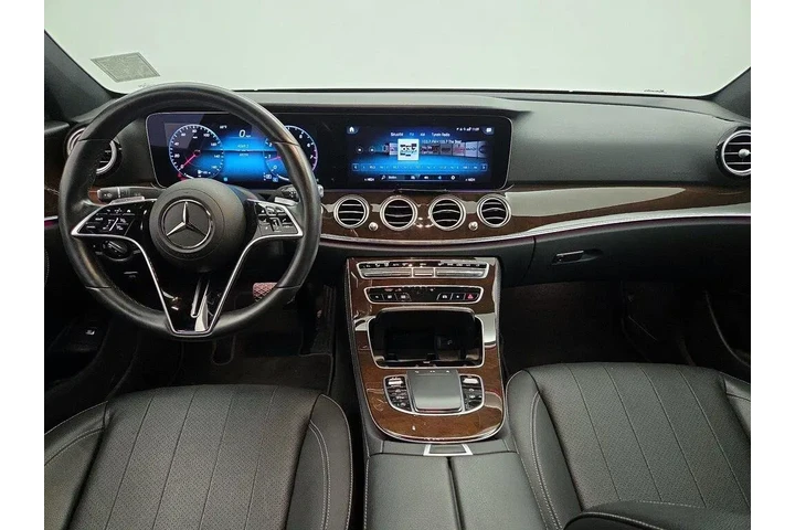 $34998 : Mercedes-Benz E-Class 2022 E image 9